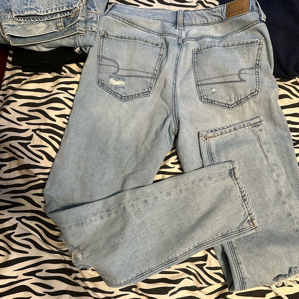 American eagle Tom girl jeans - Picture 2 of 4